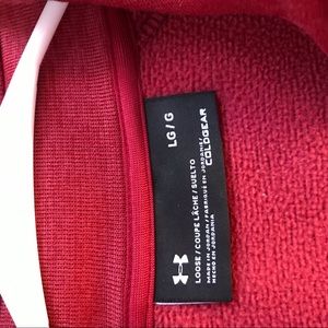 UNDER ARMOUR SWEATER